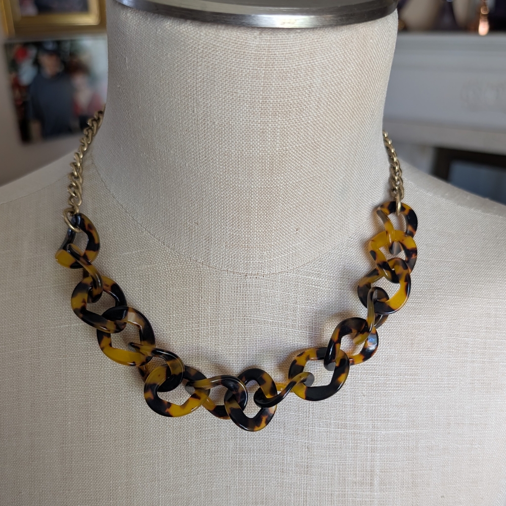 J. Crew Tortoise Shell Design Gold Tone Chain-Link Necklace